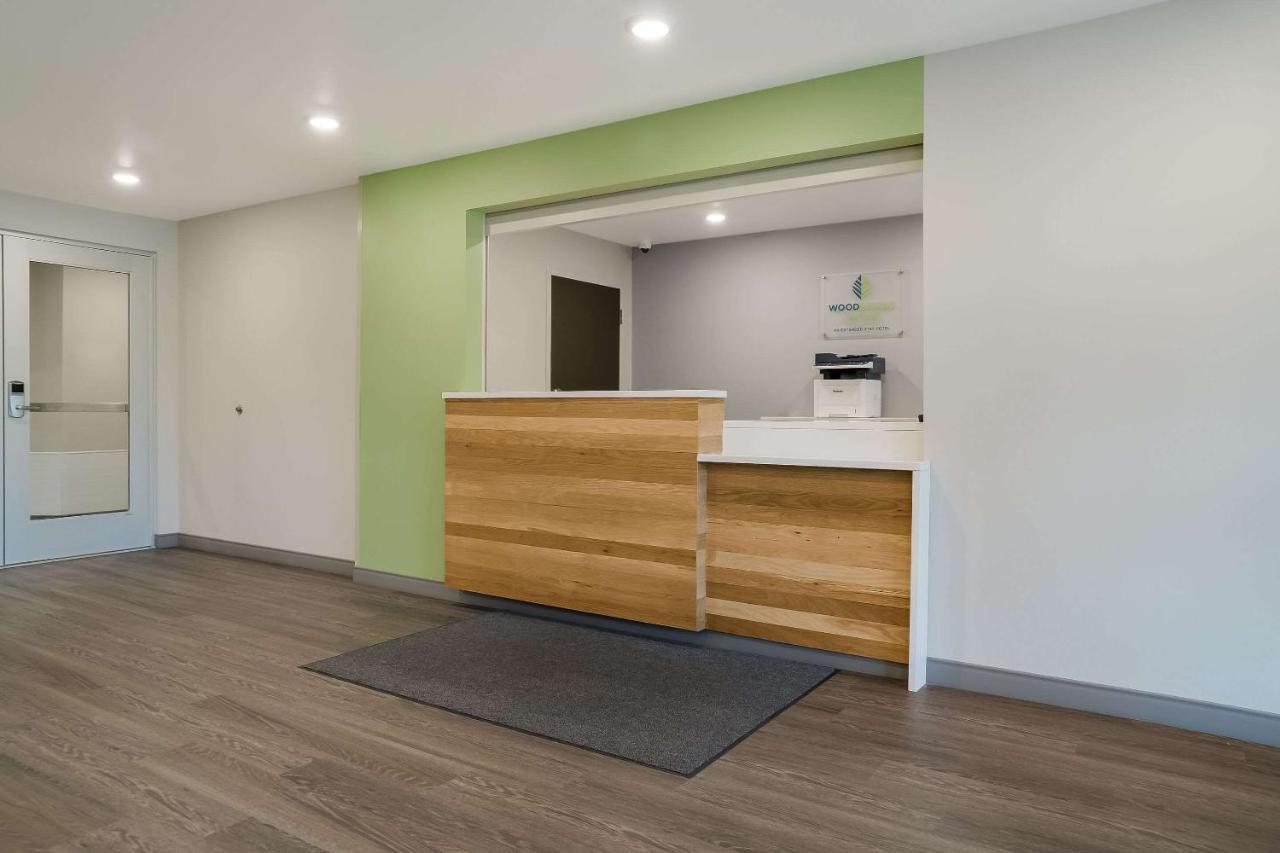 Woodspring Suites Detroit Sterling Heights Eksteriør billede
